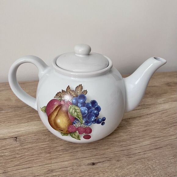 White Teapot w/Lid Featuring Fruit And Leaves Fall Autumn Colors - Picture 2 of 8